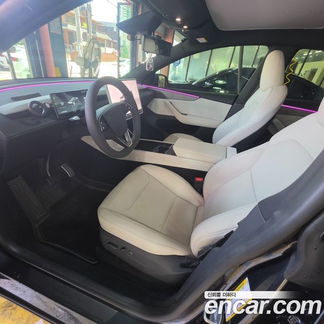 Tesla Model Y Premium Long Range AWD — пробег 3 400 км — фото 5 из 5