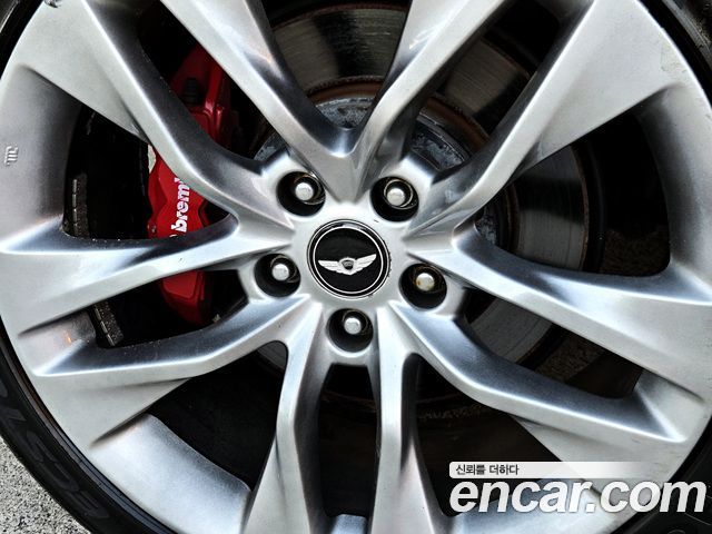 Hyundai Genesis из Кореи Encar
