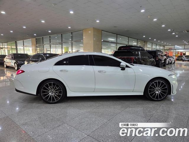 Mercedes-Benz CLS-Class CLS400d 4MATIC AMG Line — пробег 81 119 км — фото 5 из 5
