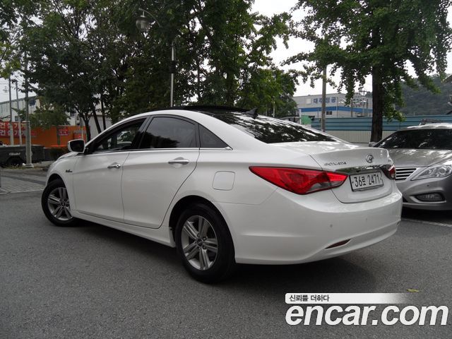 Hyundai Sonata CVVL Bluesaver — пробег 186 377 км — фото 5 из 5