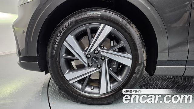 Genesis GV70 из Кореи Encar
