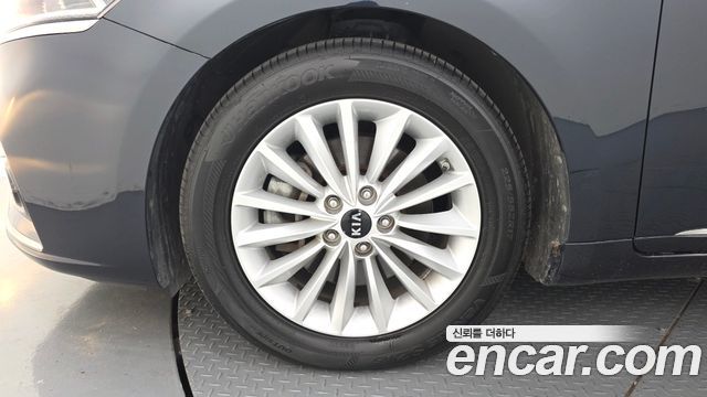 Kia K7 из Кореи Encar