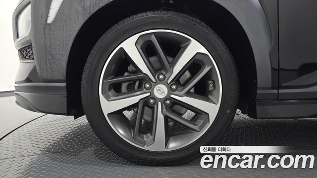 Hyundai Kona из Кореи Encar