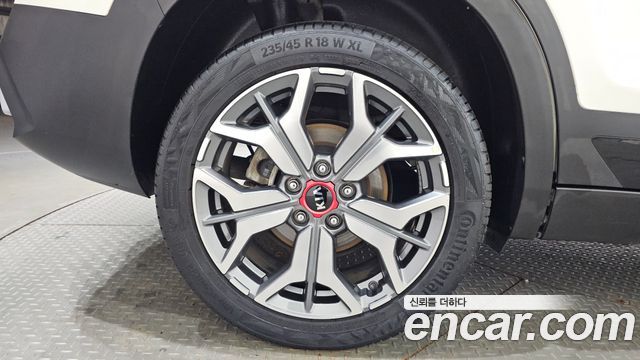 Kia Seltos из Кореи Encar