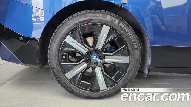 BMW iX xDrive50 Sports Plus — пробег 137 526 км — фото 5 из 5
