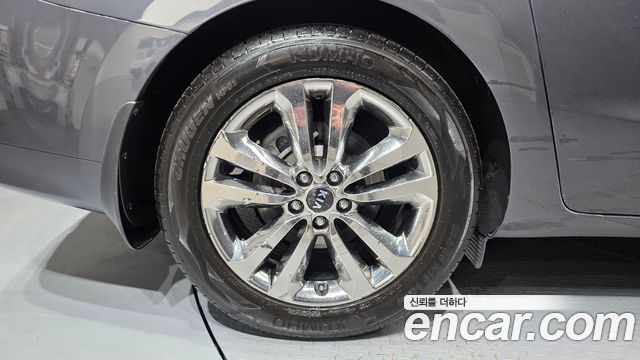 Kia Carnival 9-seater Prestige — пробег 185 980 км — фото 5 из 5