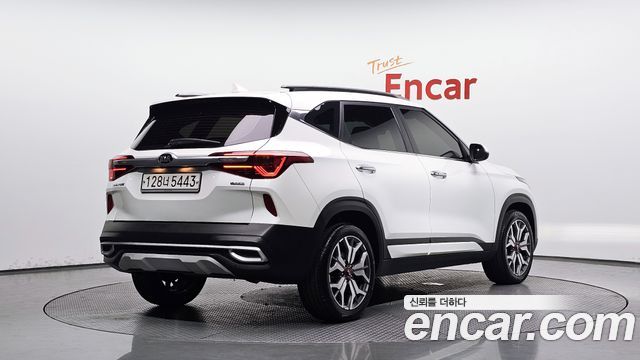 Kia Seltos из Кореи Encar