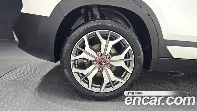 Kia Seltos из Кореи Encar