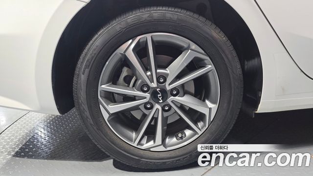 Kia K3 из Кореи Encar