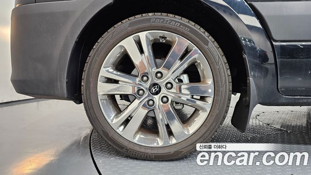 Hyundai Solati 16-seater Deluxe — пробег 249 км — фото 5 из 5