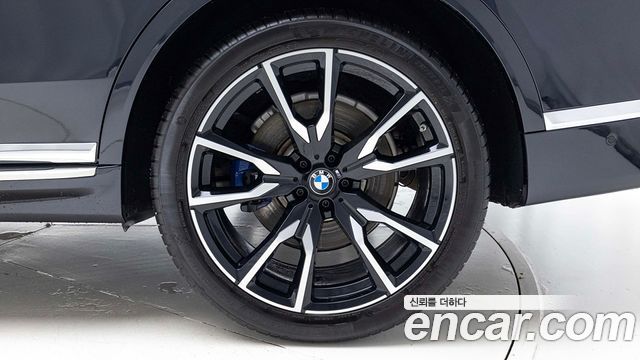BMW X7 xDrive 40i M Sport 6STR — пробег 108 200 км — фото 5 из 5