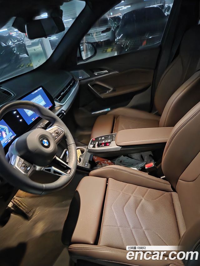 BMW X1 sDrive 20i M Sport — пробег 9 870 км — фото 5 из 5