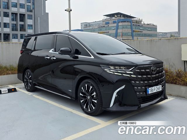 Toyota Alphard 2.5 HEV Executive AWD — пробег 4 850 км — фото 5 из 5