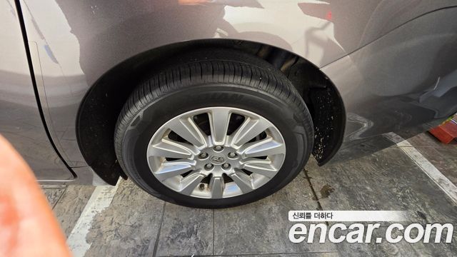 Toyota Sienna 3.5 AWD — пробег 125 000 км — фото 5 из 5