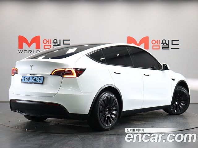 Tesla Model Y RWD — пробег 37 686 км — фото 3 из 5