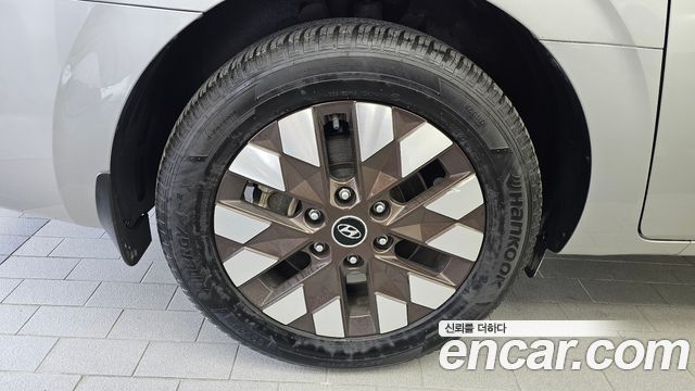 Hyundai Staria из Кореи Encar