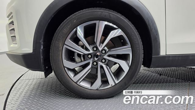Ssangyong TIBOLI из Кореи Encar