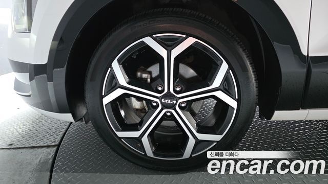 Kia Niro Prestige — пробег 79 641 км — фото 5 из 5