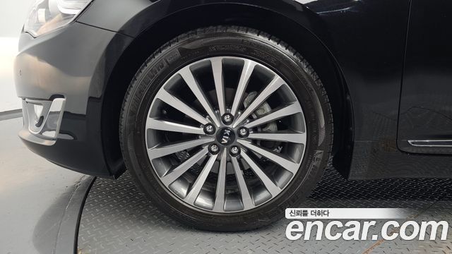 Kia K7 из Кореи Encar