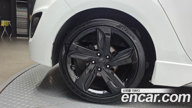 Hyundai Veloster Turbo D Spec — пробег 112 428 км — фото 5 из 5