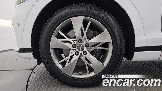 Genesis GV70 из Кореи Encar