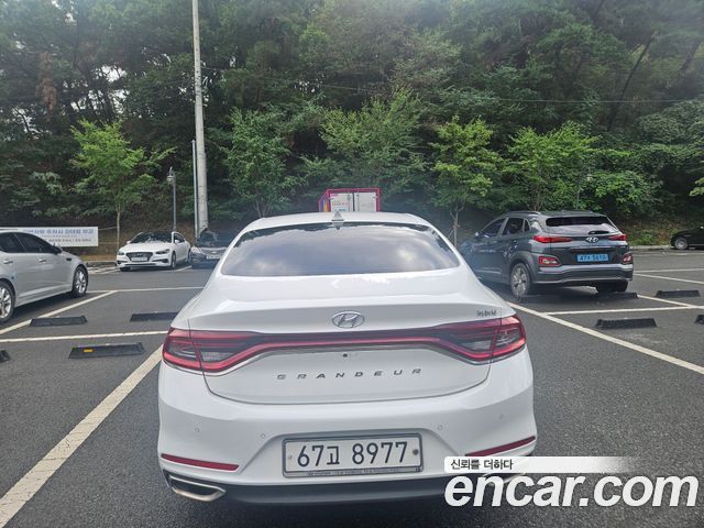 Hyundai Grandeur Exclusive — пробег 68 000 км — фото 5 из 5