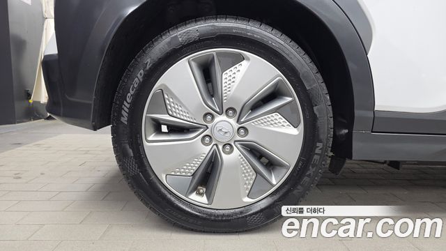 Hyundai Kona из Кореи Encar