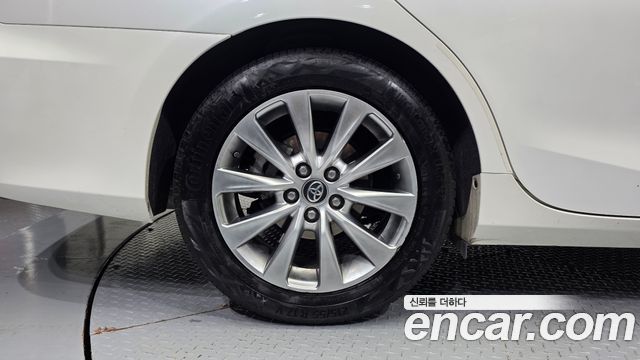 Toyota Camry из Кореи Encar