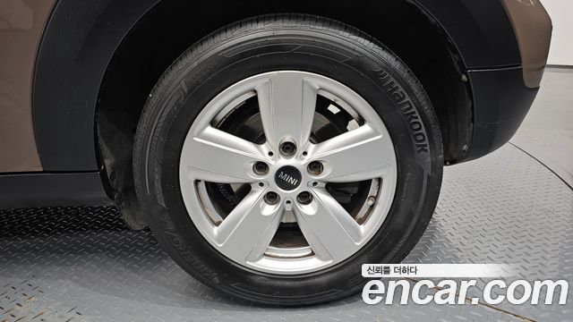 Mini Countryman Standard 1st — пробег 132 826 км