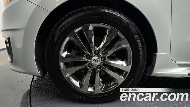 Kia Carnival 9-seater Noblesse — пробег 135 193 км