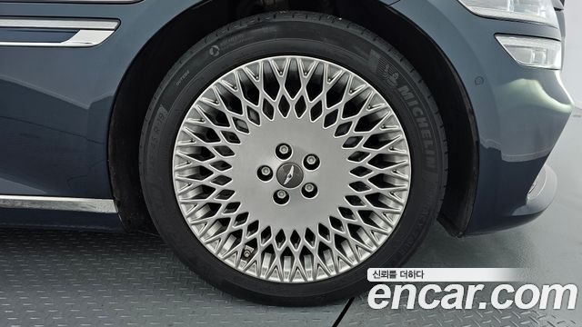 Genesis G80 Gasoline 2.5 Turbo AWD — пробег 139 083 км