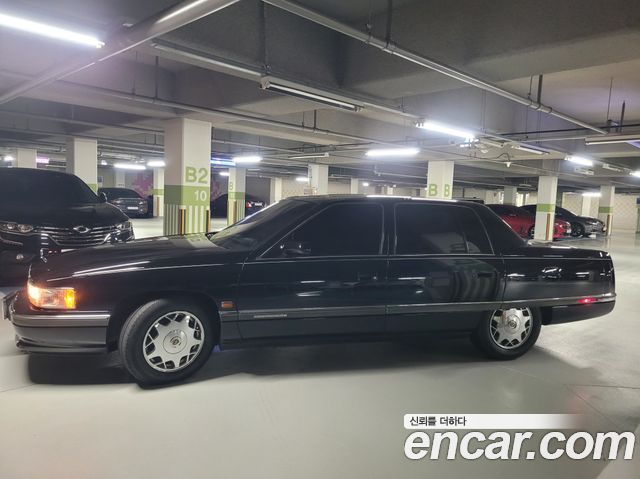 Cadillac Concour 4.6 — пробег 180 000 км