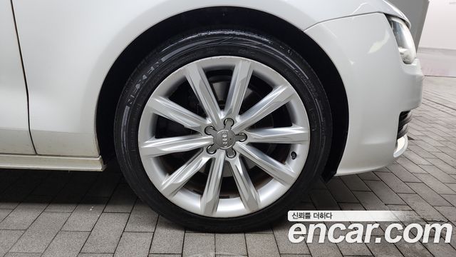 Audi A7 3.0 TDI Quattro Entry 4G — пробег 232 340 км