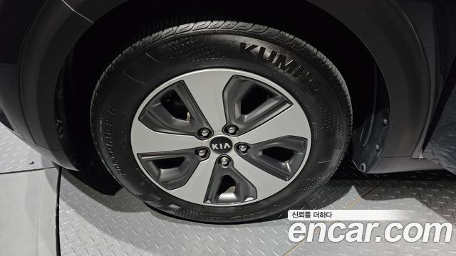 Kia Niro из Кореи Encar