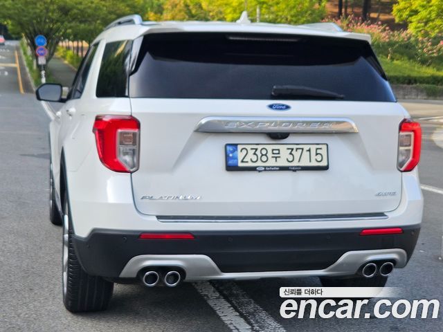 Ford Explorer 3.0 Platinum 4WD — пробег 35 060 км