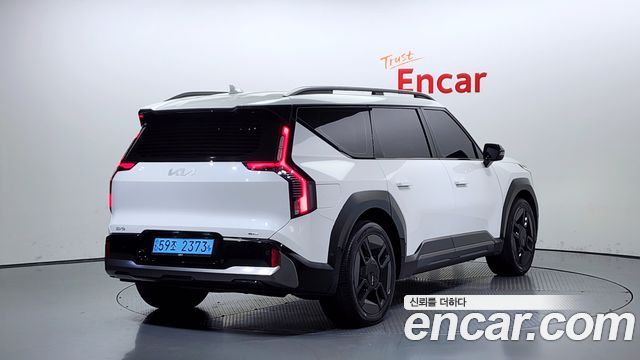 Kia EV9 из Кореи Encar
