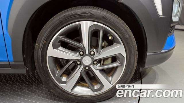Hyundai Kona из Кореи Encar