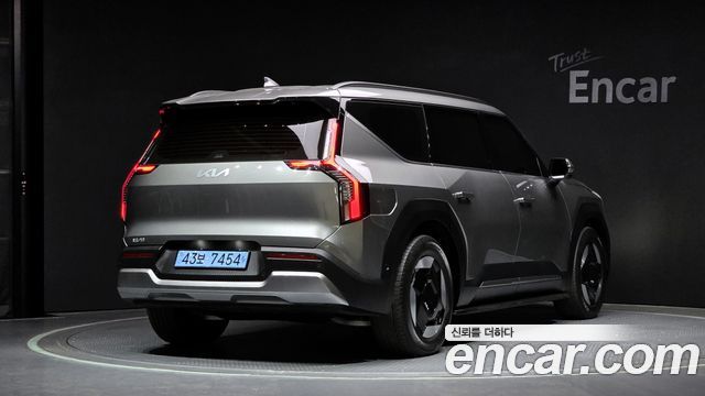 Kia EV9 из Кореи Encar