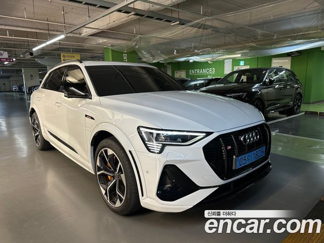 Audi e-tron из Кореи Encar