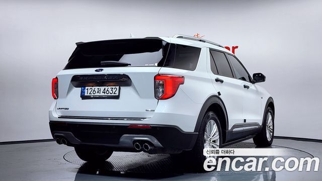 Ford Explorer 3.0 PHEV — пробег 78 755 км — фото 2 из 5