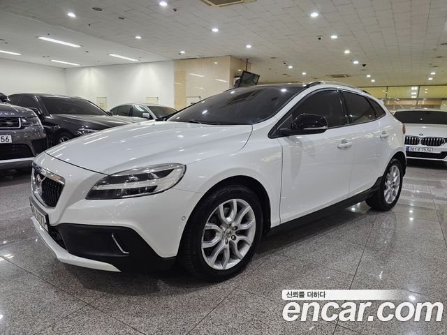 Volvo V40 из Кореи Encar