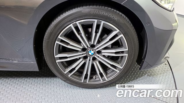 BMW 3-Series из Кореи Encar