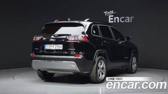 Jeep Cherokee из Кореи Encar