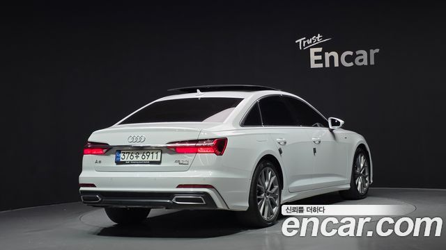 Audi A6 45 TDI Quattro Premium — пробег 19 906 км