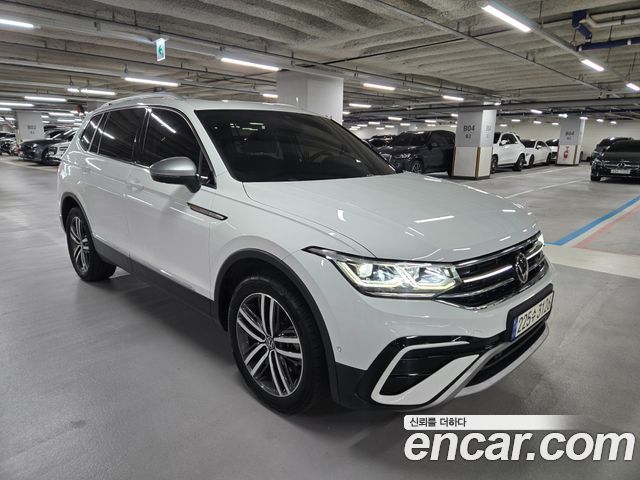 Volkswagen Tiguan 2.0 TSI Prestige — пробег 66 653 км — фото 1 из 5