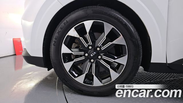 Kia Carnival 9-Seater Signature — пробег 46 466 км — фото 5 из 5