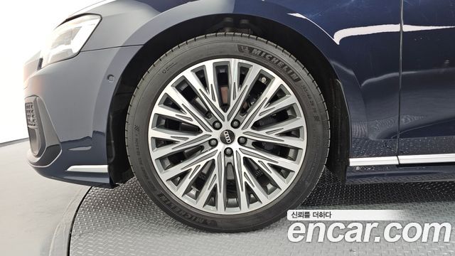 Audi A8 из Кореи Encar