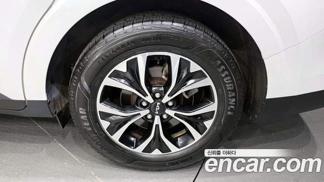Kia Carnival 9-Seater Prestige — пробег 43 811 км — фото 5 из 5