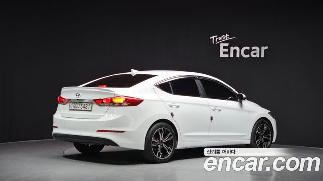 Hyundai AVANTE из Кореи Encar