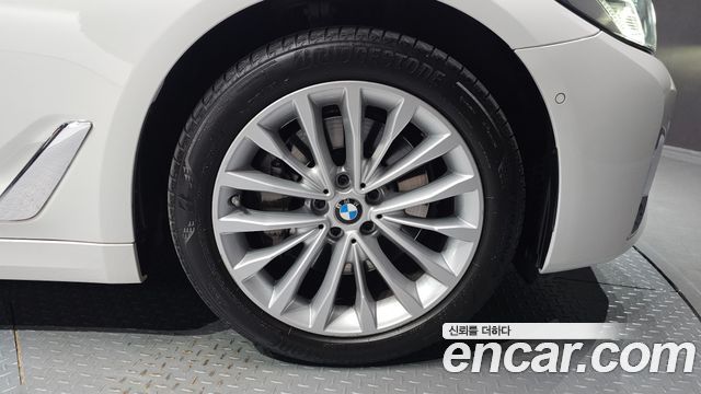 BMW 5-Series из Кореи Encar